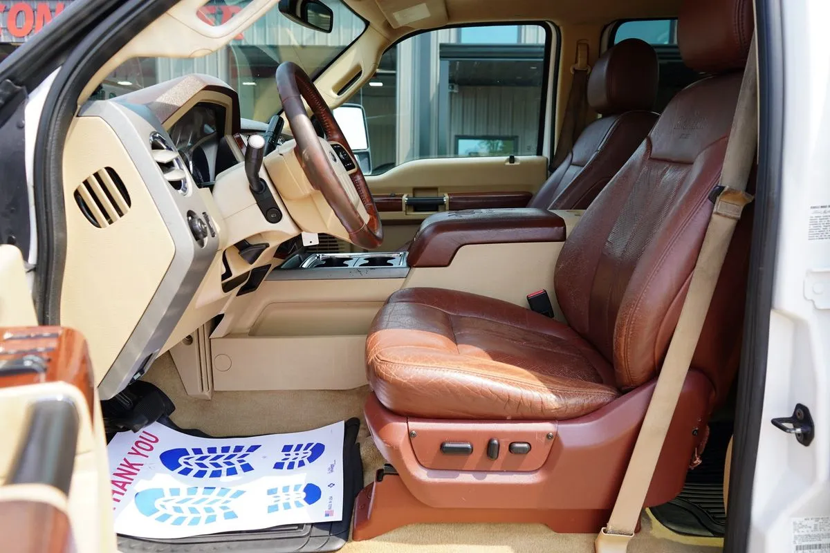 Ford F-350 photo 21