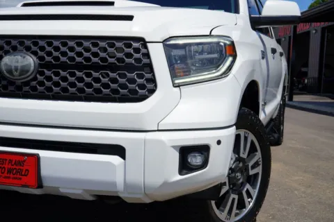 More photos of 2018 Toyota Tundra SR5 5.7L V8 at West Plains Auto World, MO