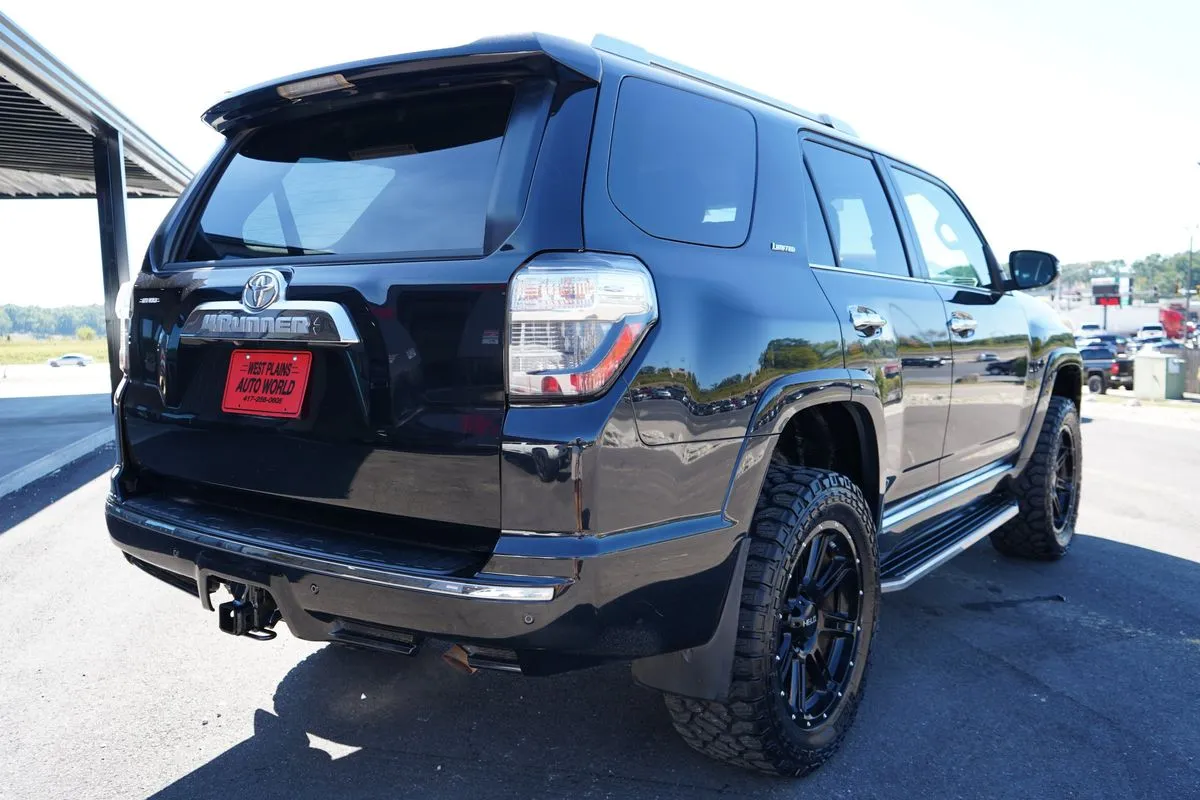 Toyota 4Runner photo 10