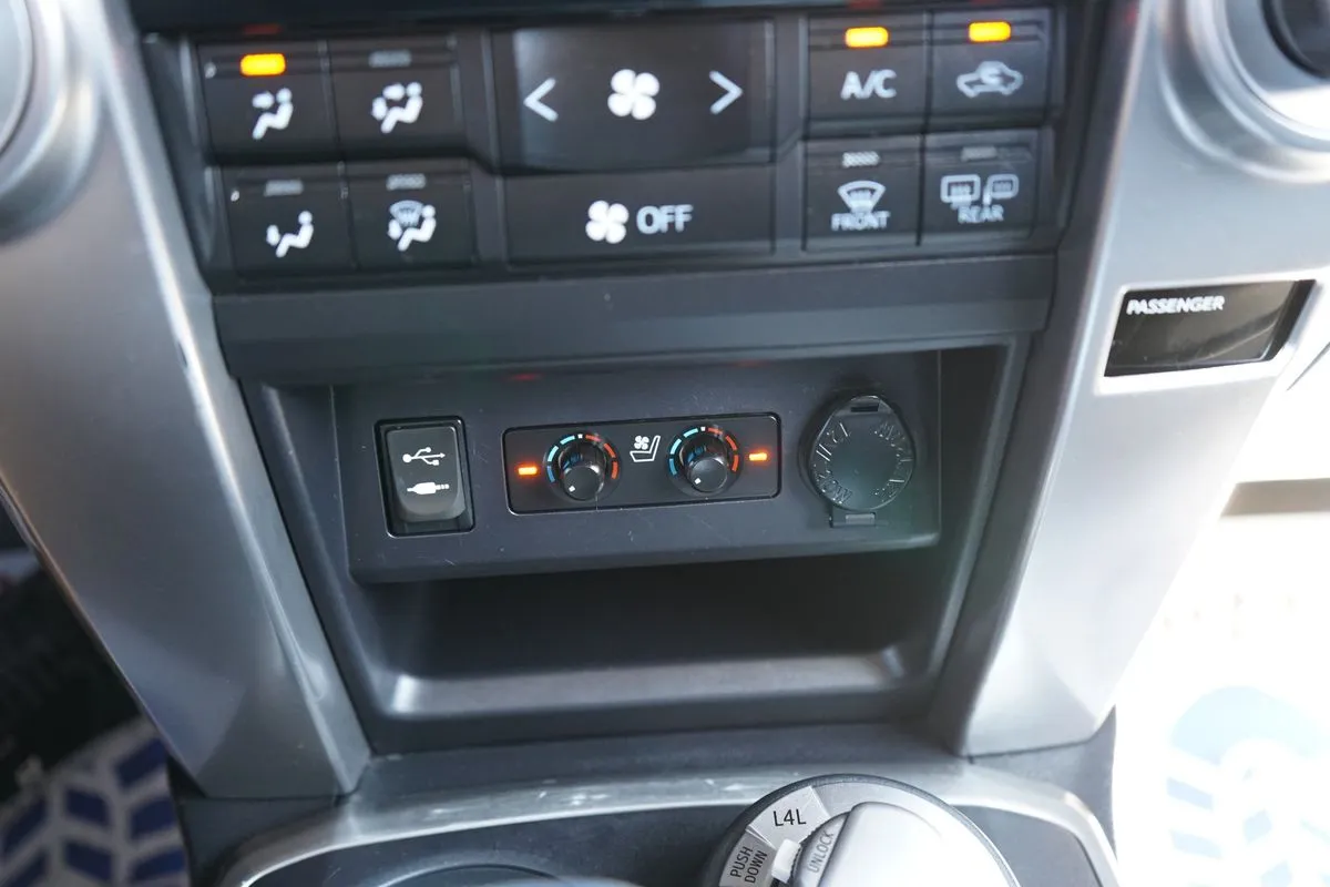 Toyota 4Runner photo 32