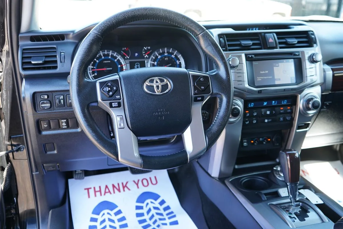 Toyota 4Runner photo 19