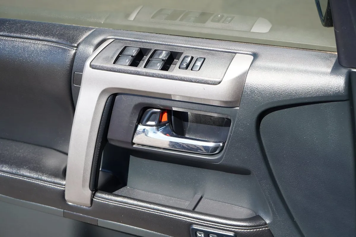 Toyota 4Runner photo 27