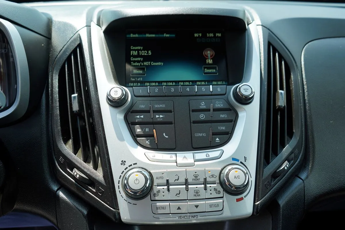 Chevrolet Equinox photo 16