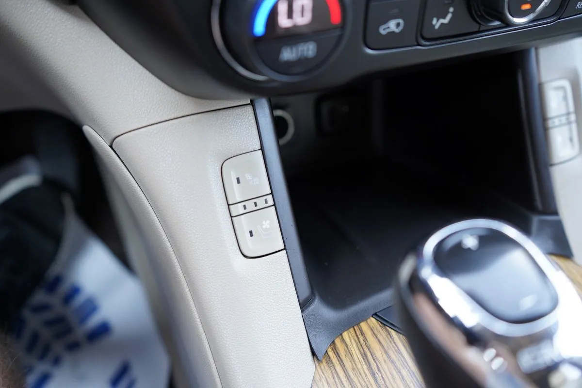 GMC Acadia photo 24