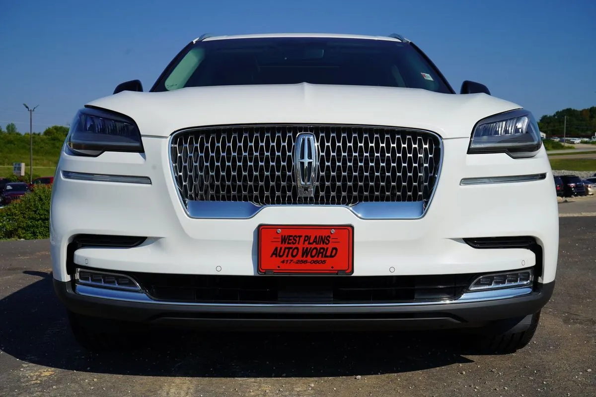 Lincoln Aviator photo 13