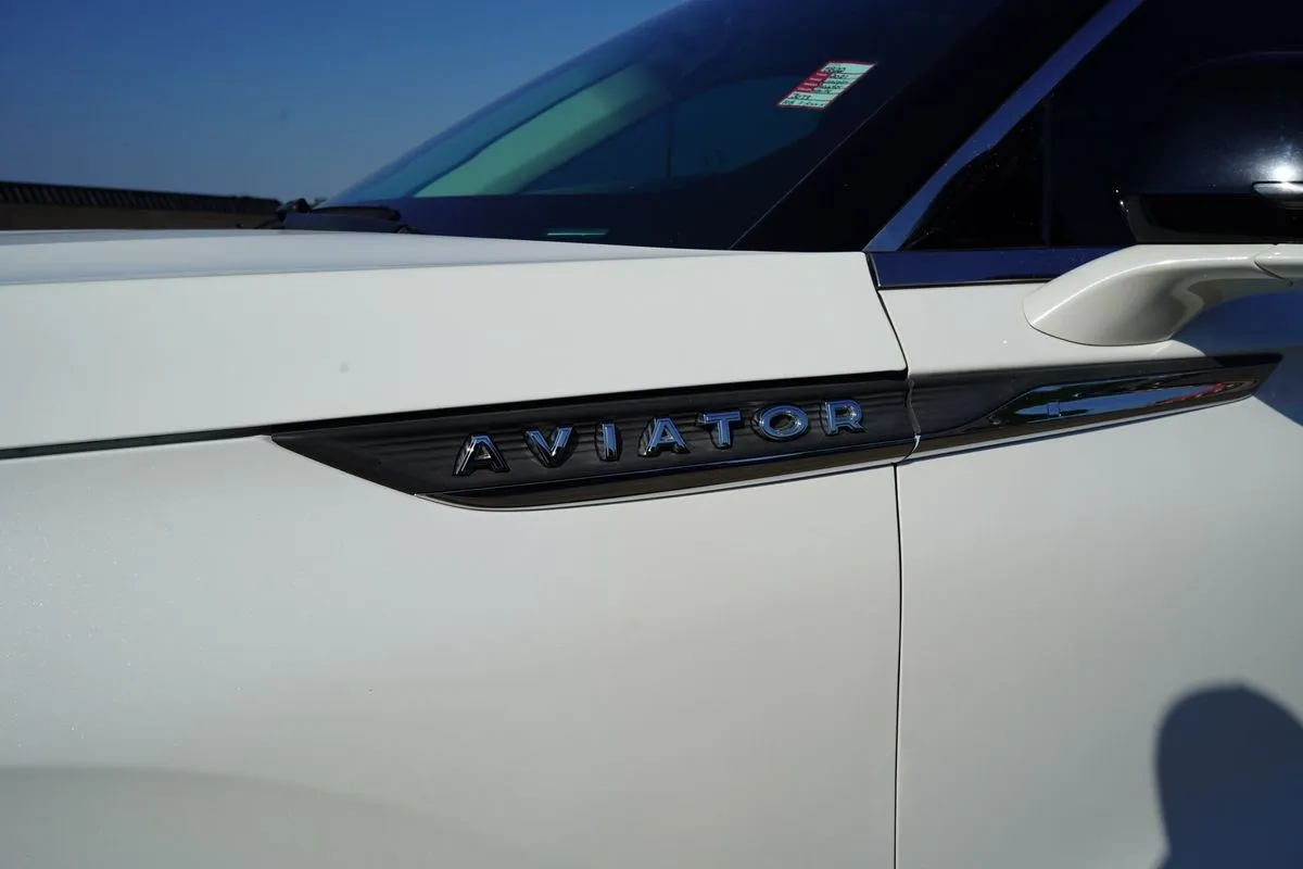 Lincoln Aviator photo 5