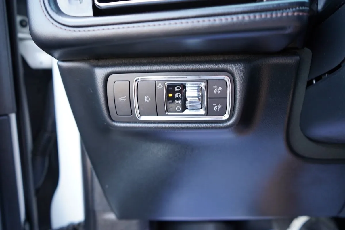 Lincoln Aviator photo 29