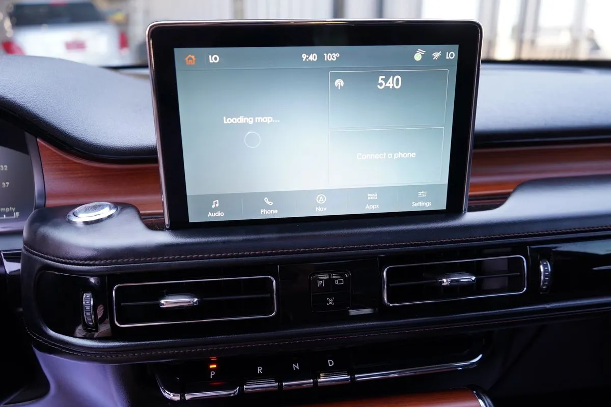Lincoln Aviator photo 23