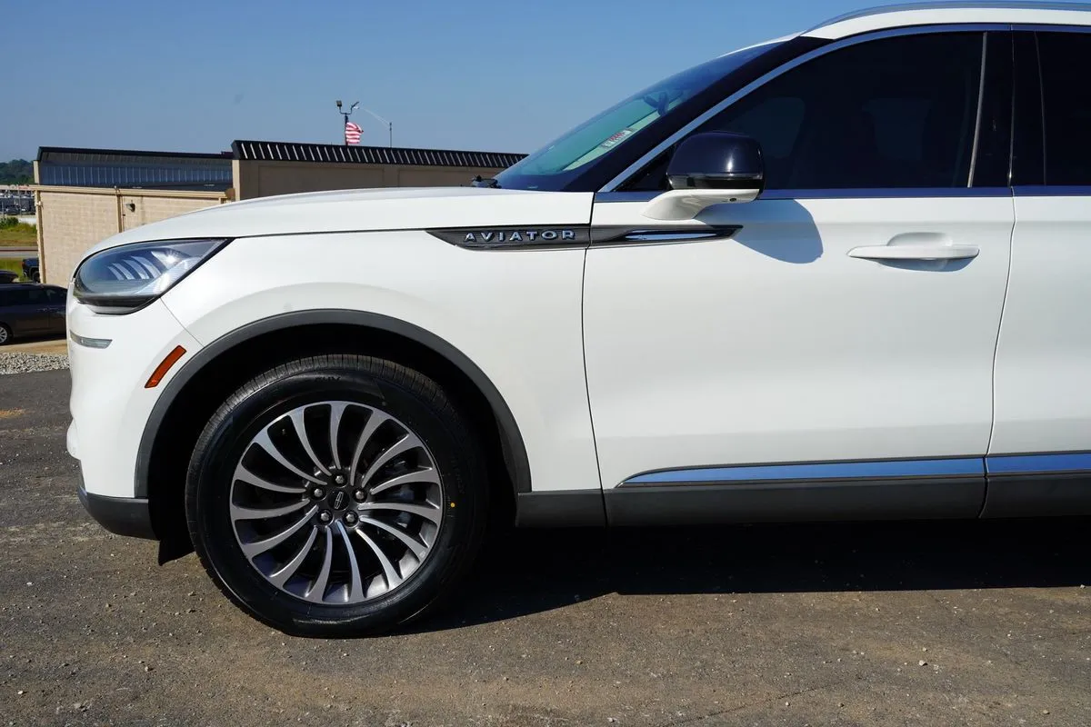 Lincoln Aviator photo 6