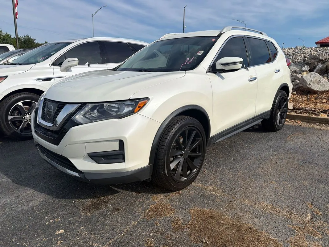 2017 Nissan Rogue SV for sale in West Plains, MO
