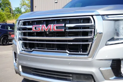Another view of 2023 GMC Yukon XL 4WD SLT for sale in West Plains, MO at West Plains Auto World