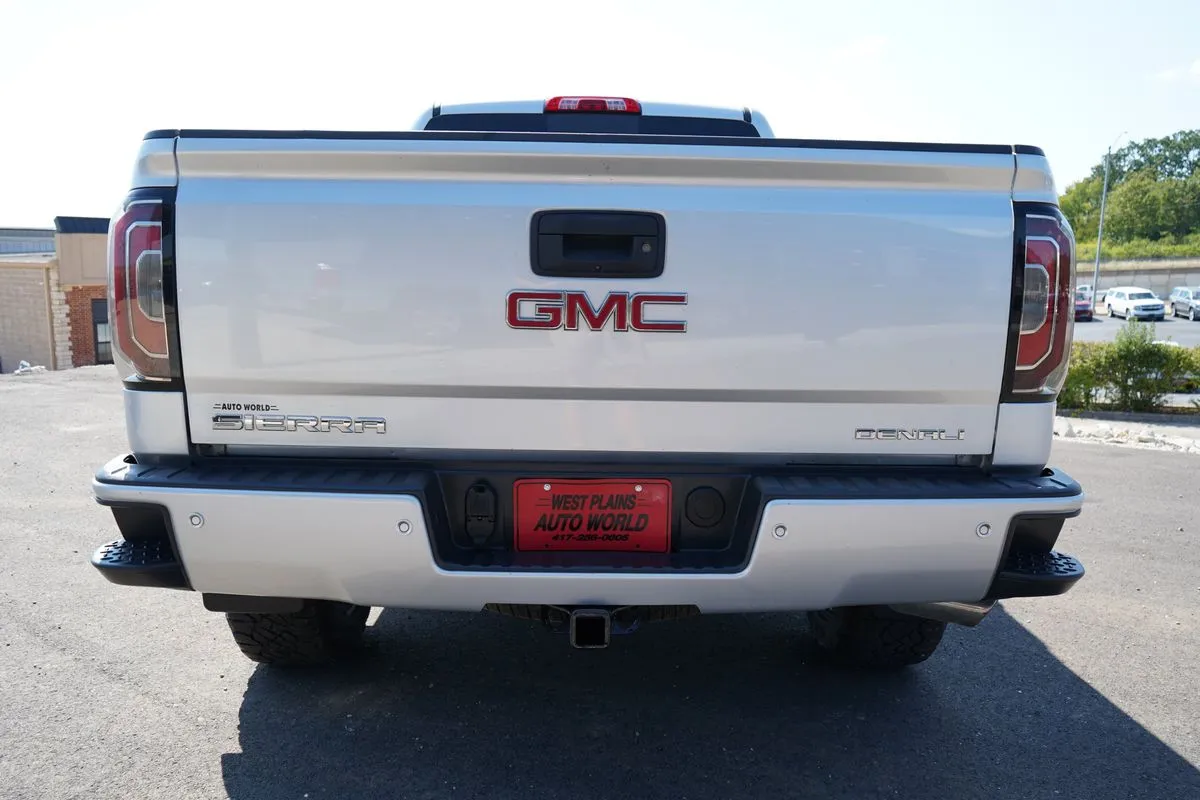 GMC Sierra photo 9