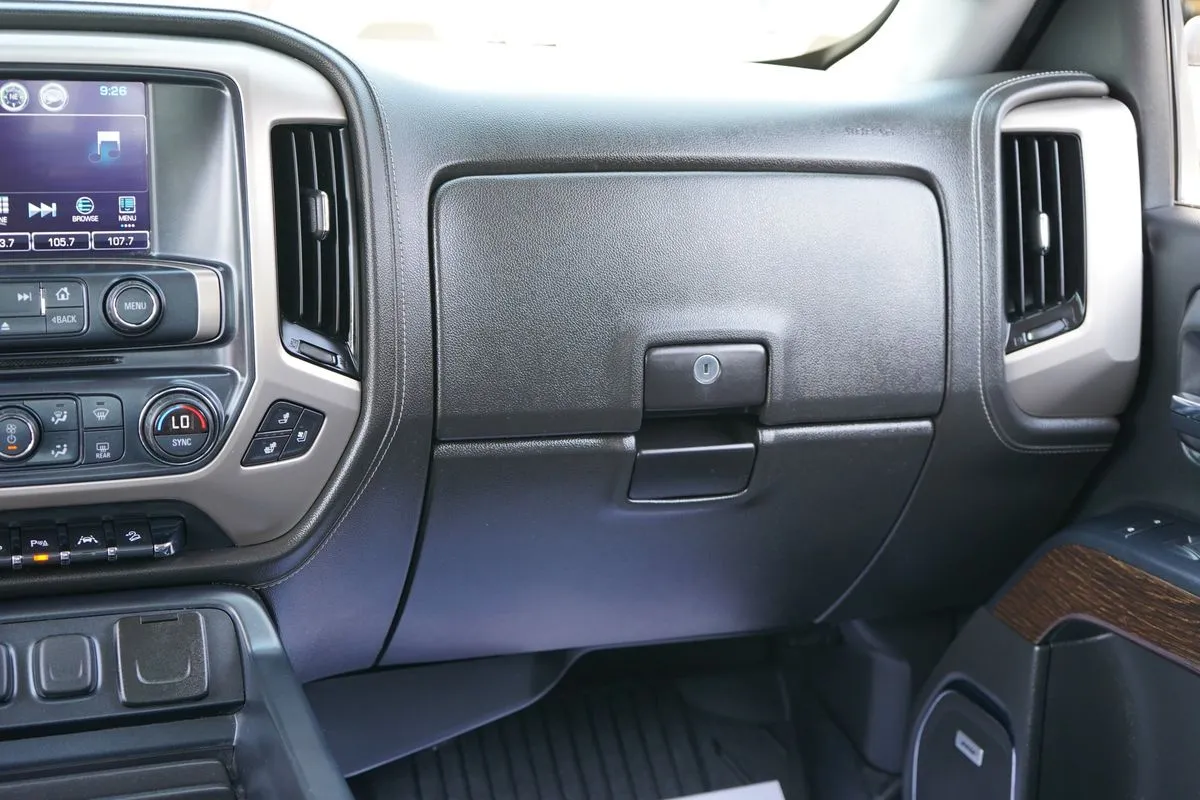 GMC Sierra photo 22