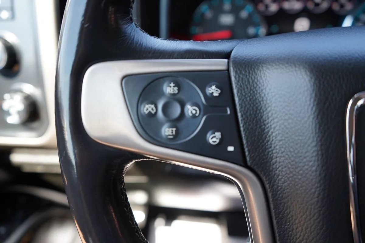 GMC Sierra photo 24