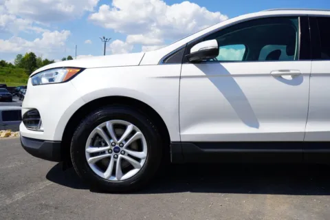 More photos of 2019 Ford Edge SEL at West Plains Auto World, MO