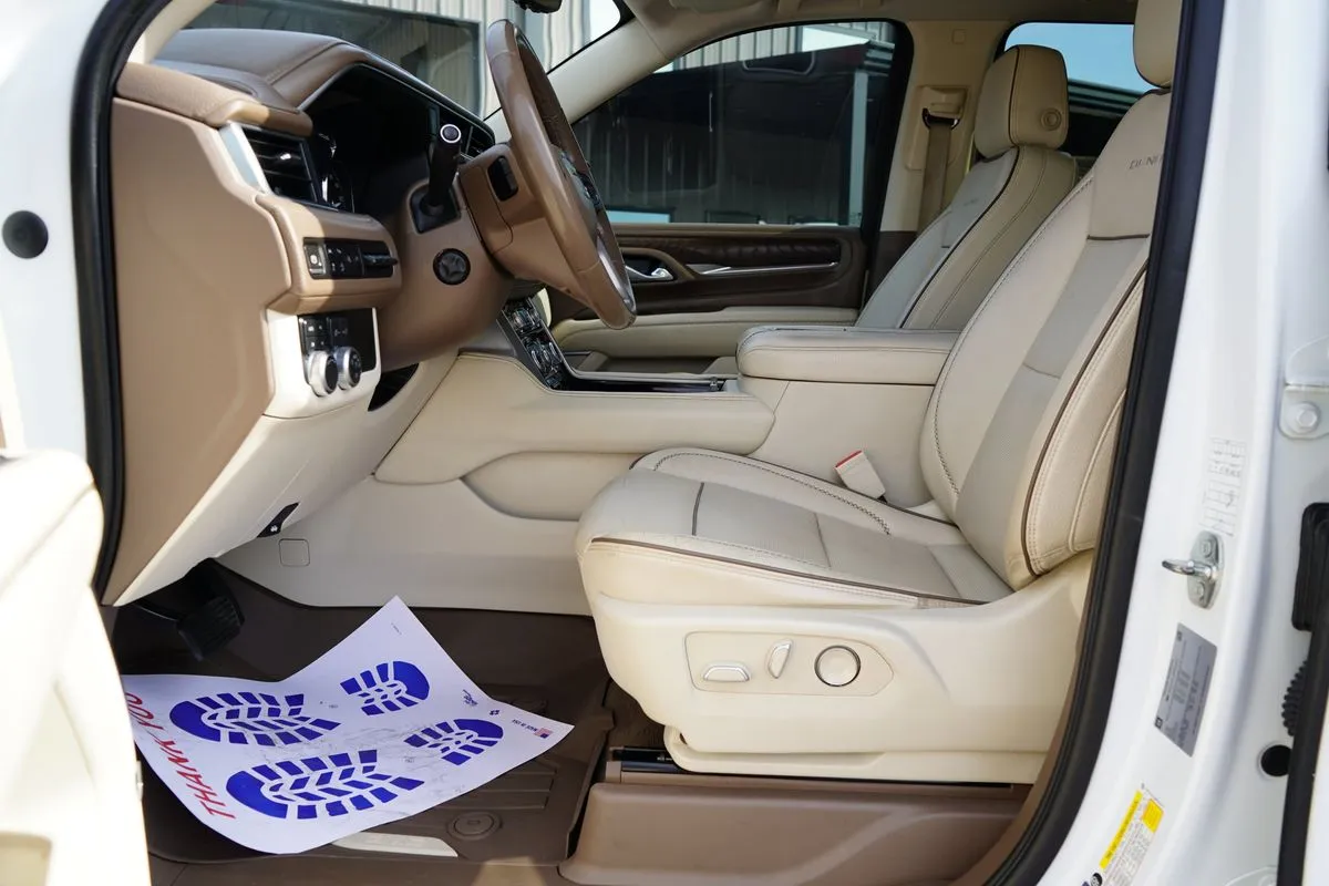 GMC Yukon XL photo 23