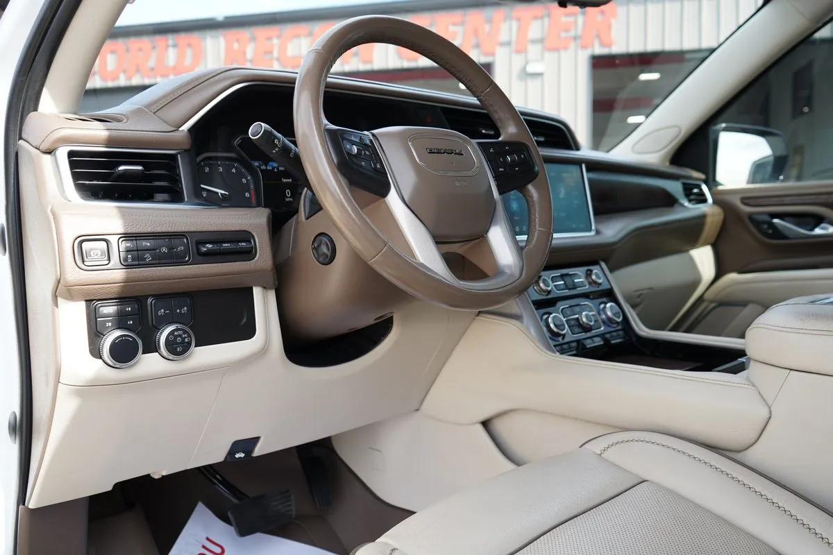 GMC Yukon XL photo 24