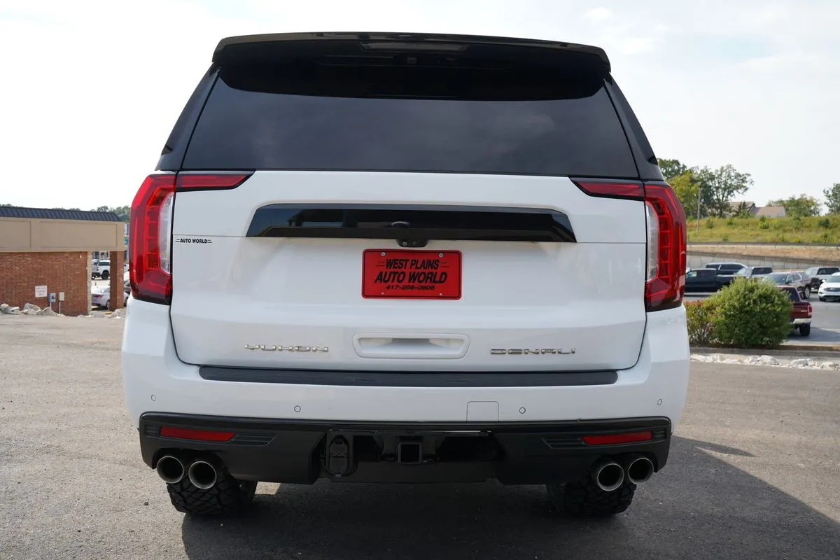 GMC Yukon XL photo 9
