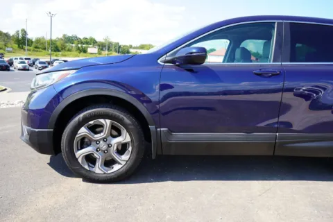 More photos of 2017 Honda CR-V at West Plains Auto World, MO
