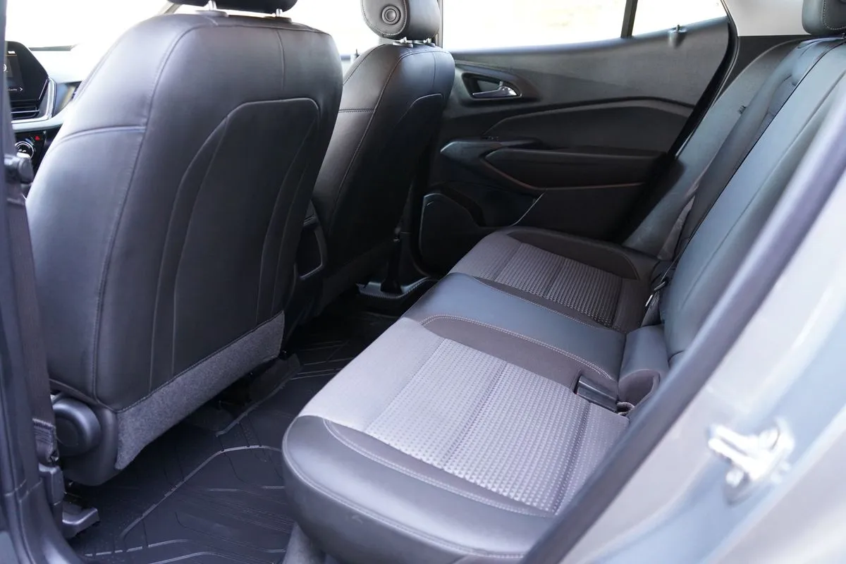 Chevrolet Trax photo 37