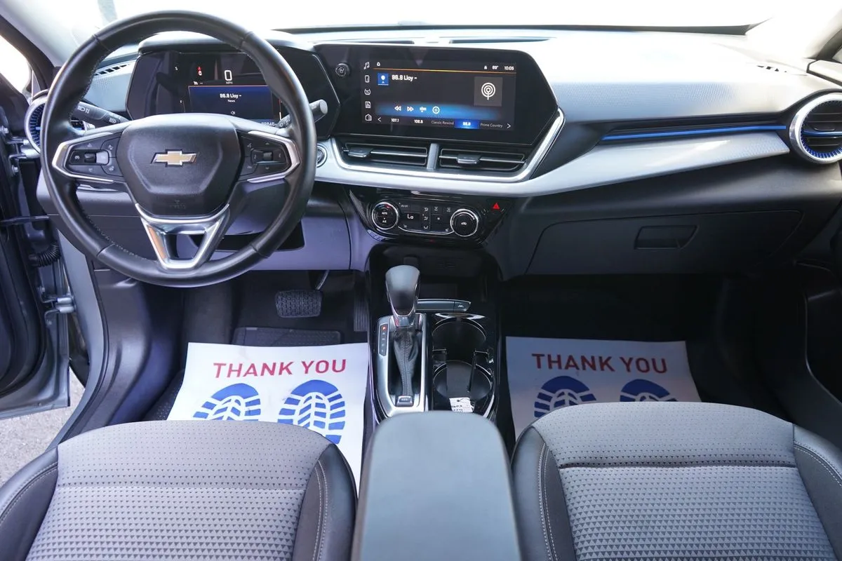 Chevrolet Trax photo 16