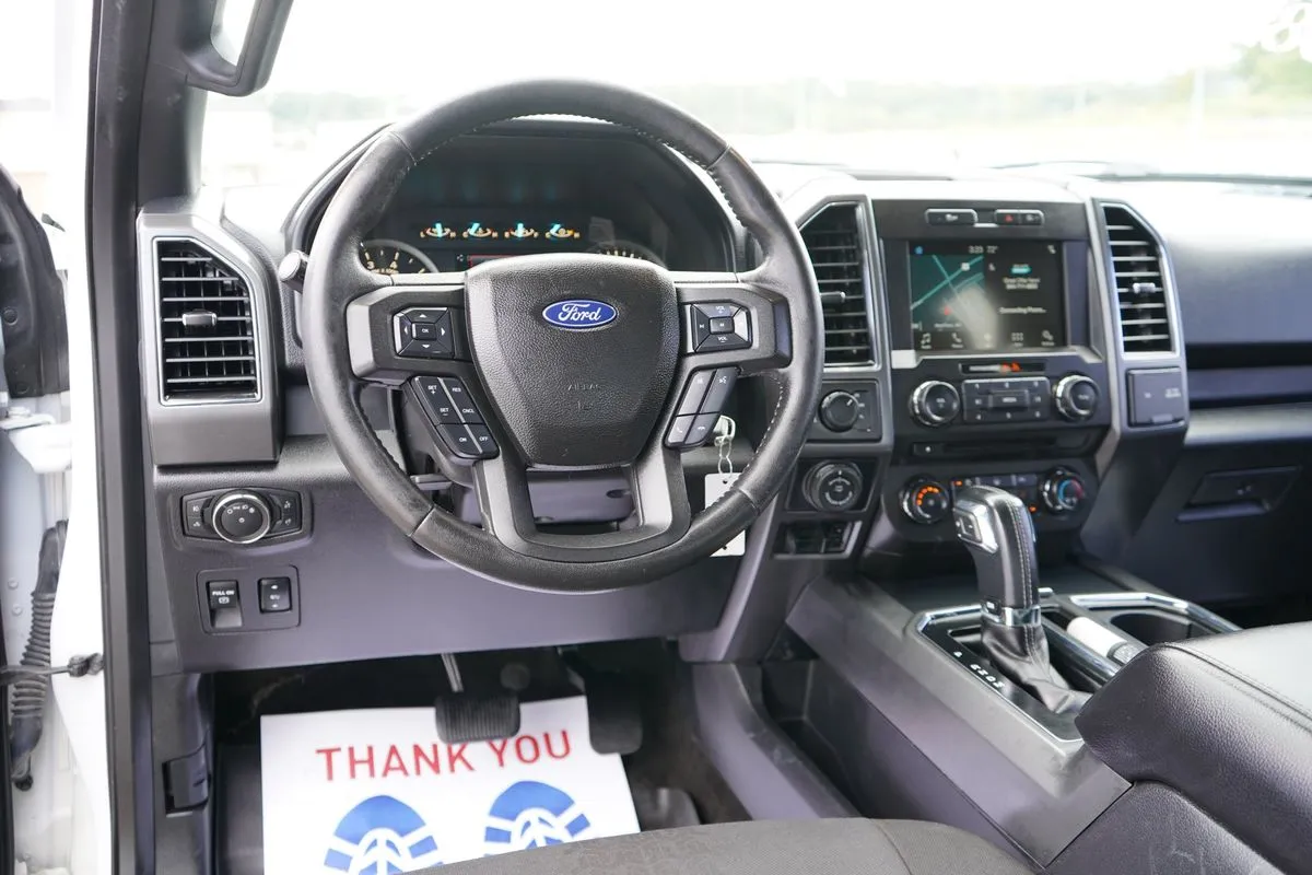 Ford F-150 photo 17