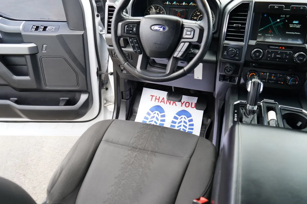 Ford F-150 photo 22