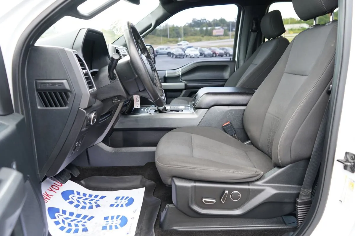 Ford F-150 photo 24