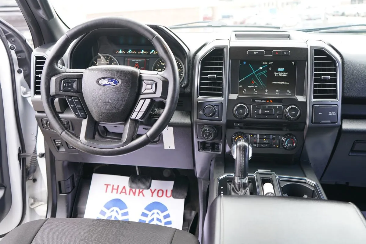 Ford F-150 photo 19