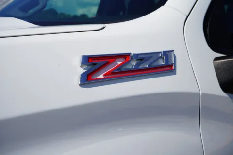 More photos of 2019 Chevrolet Silverado 1500 LT at West Plains Auto World, MO