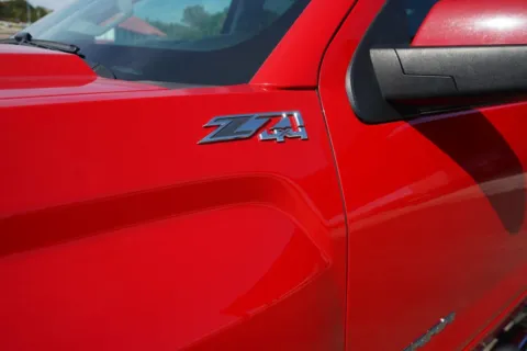 More photos of 2014 GMC Sierra 1500 SLE at West Plains Auto World, MO
