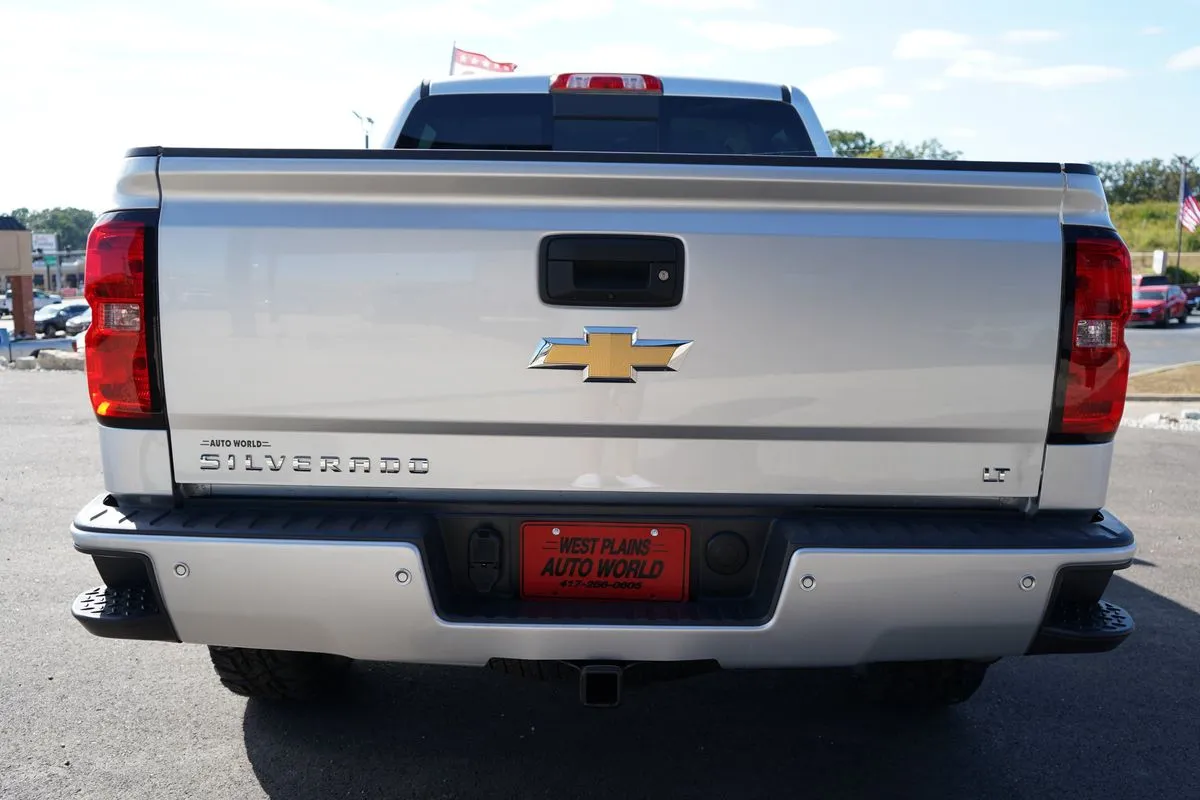 Chevrolet Silverado photo 10