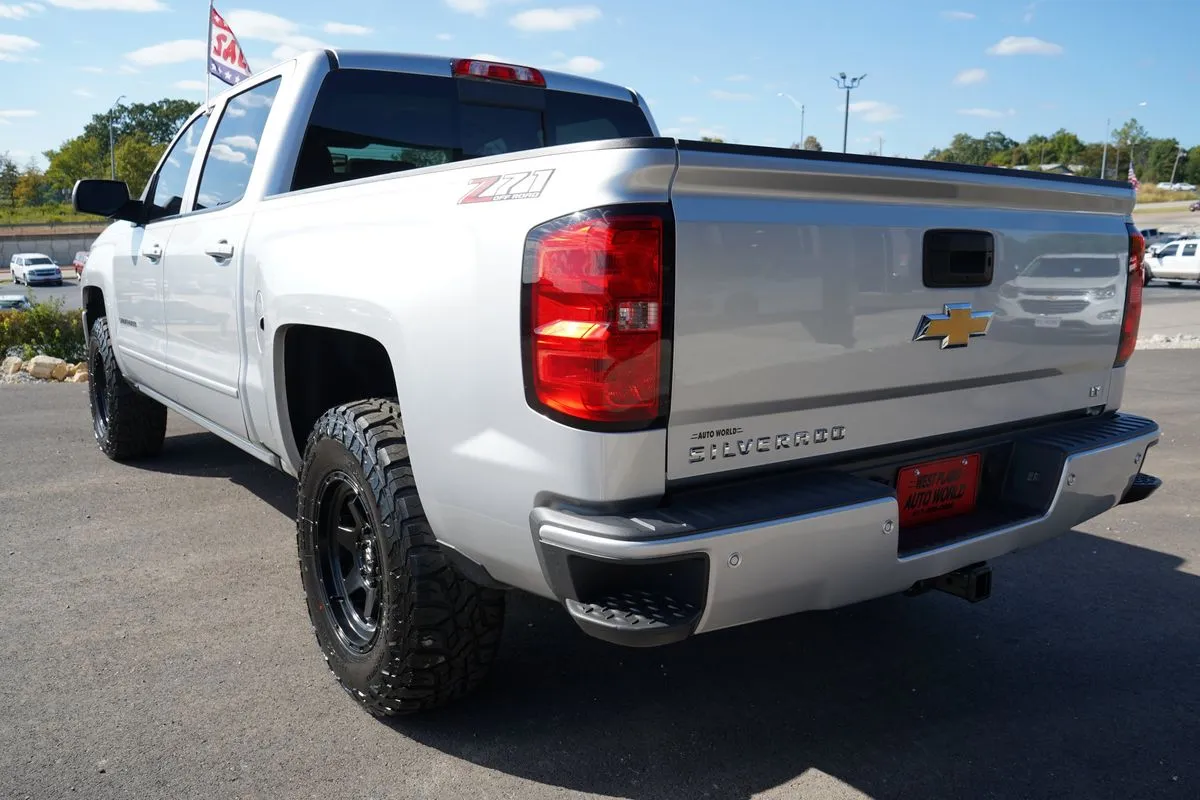 Chevrolet Silverado photo 9