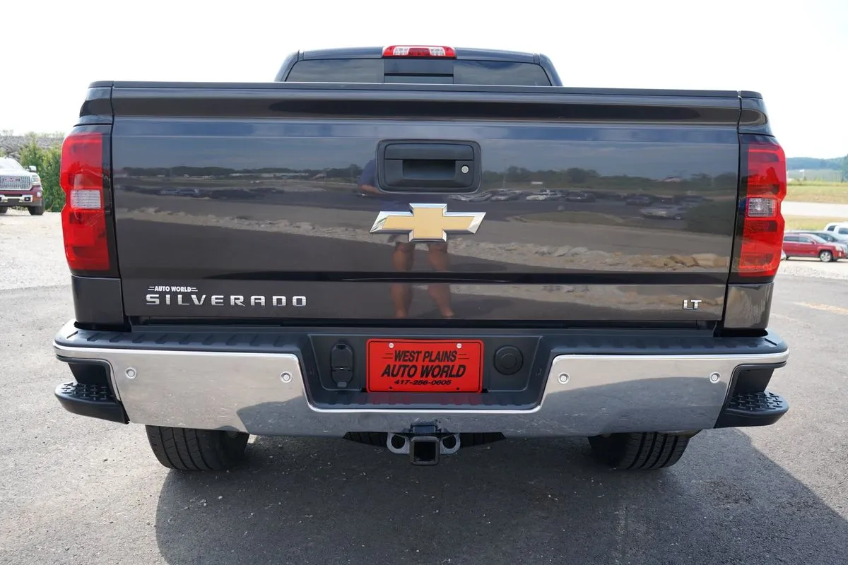Chevrolet Silverado photo 9