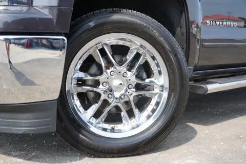 More photos of 2015 Chevrolet Silverado 1500 1LT at West Plains Auto World, MO