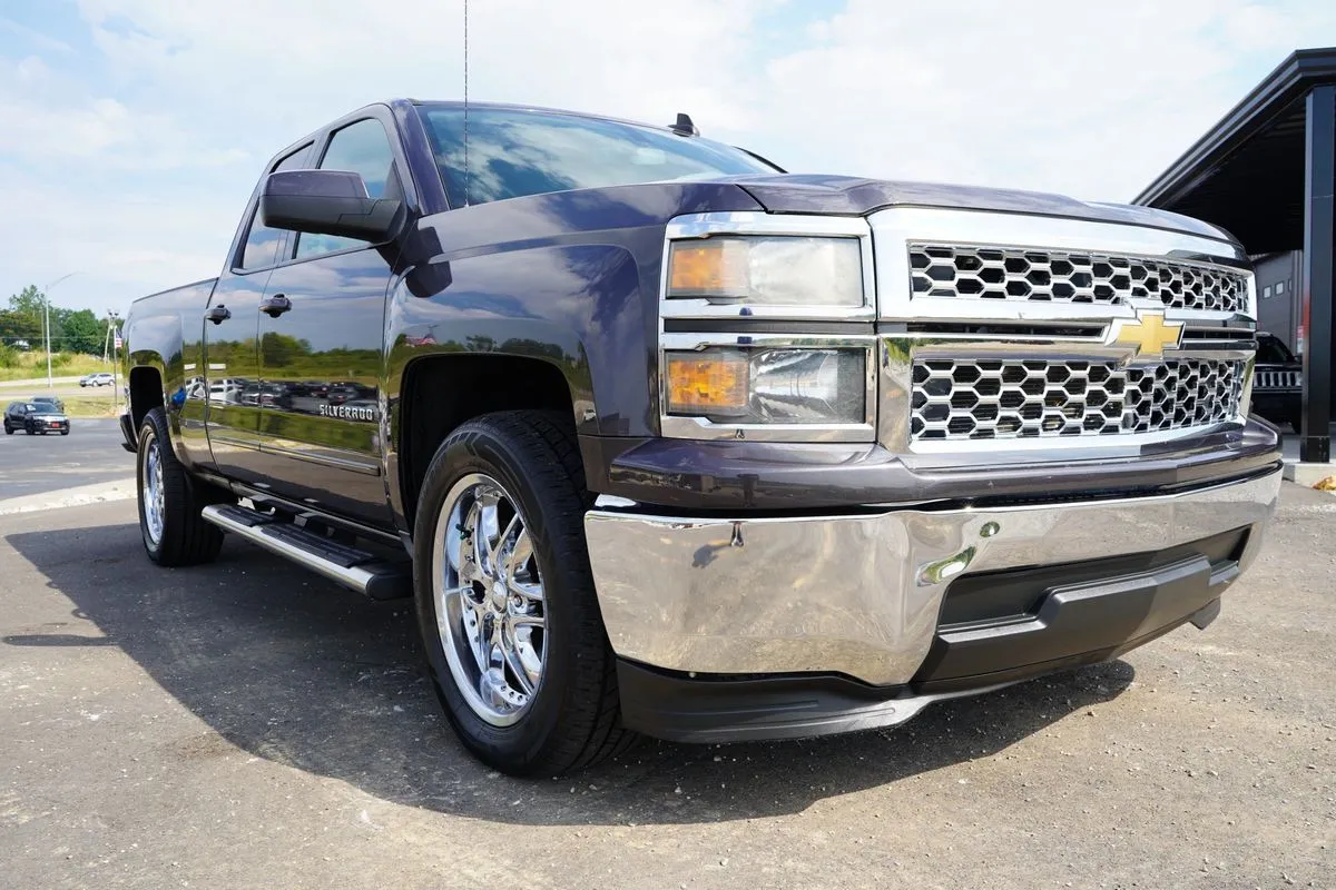Chevrolet Silverado photo 13