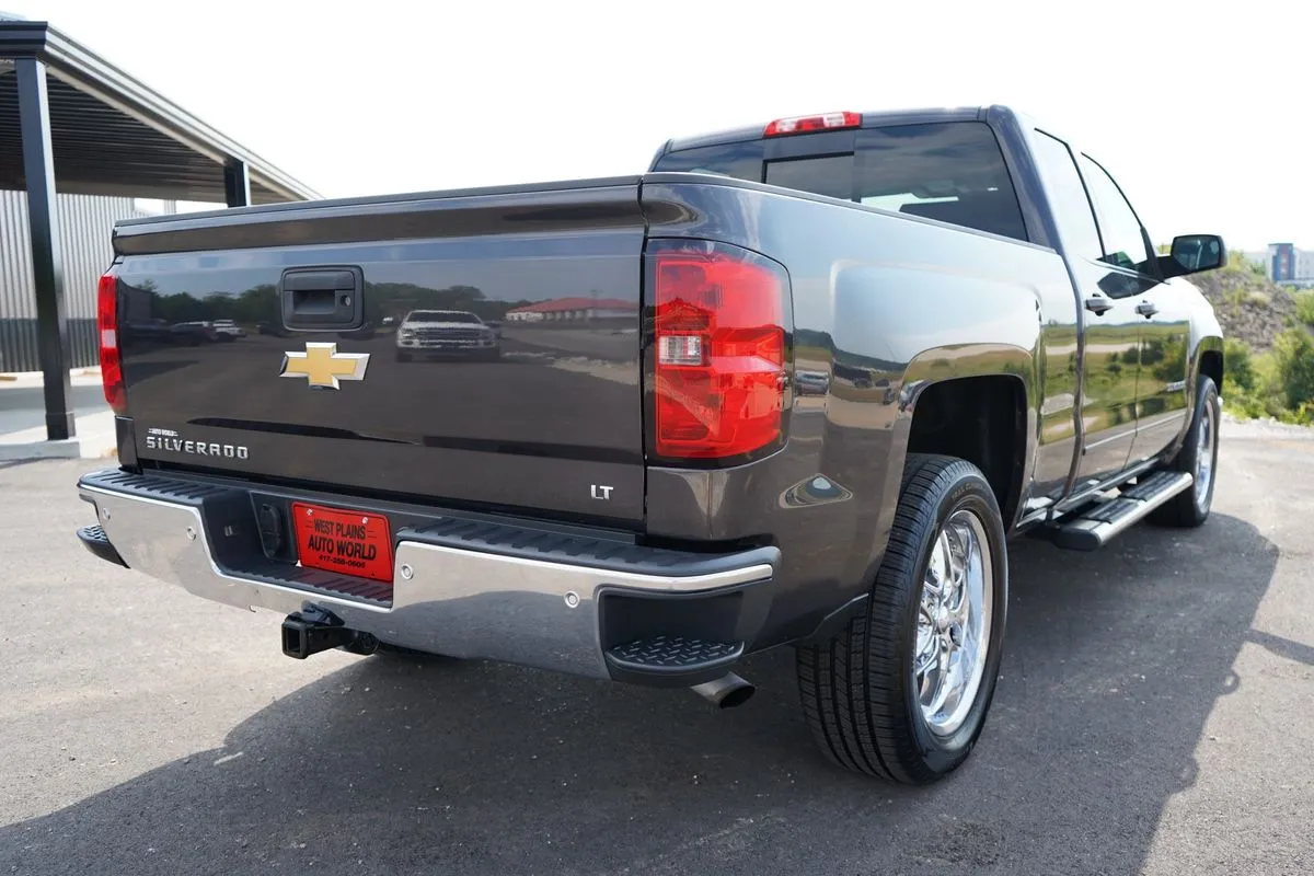 Chevrolet Silverado photo 10