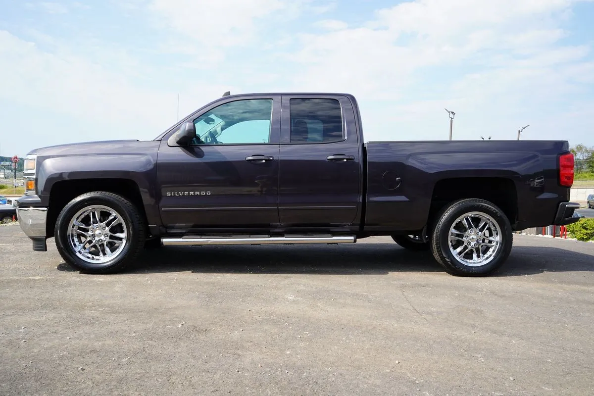 Chevrolet Silverado photo 6