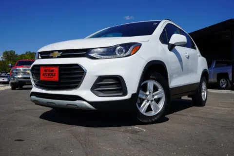 White 2022 Chevrolet Trax AWD LT for sale in West Plains, MO