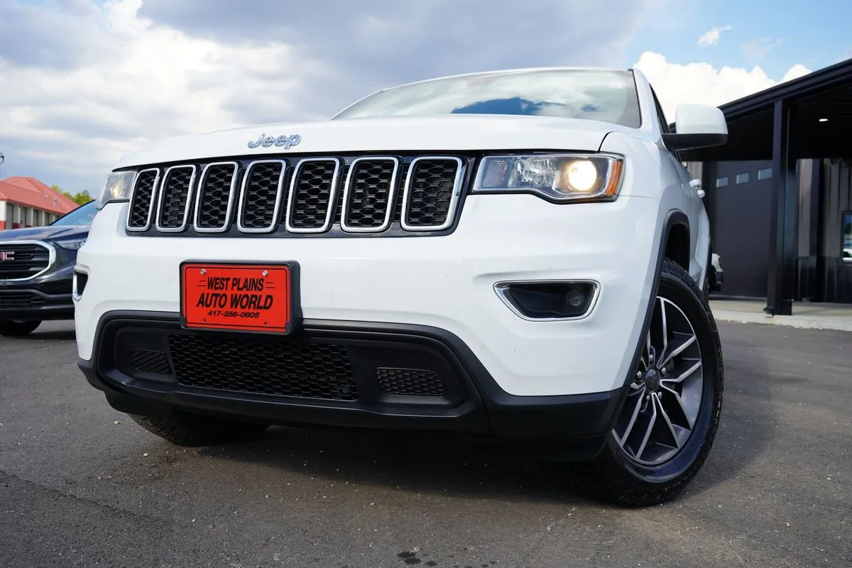 Jeep Grand Cherokee photo 2
