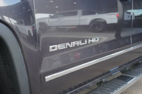 More photos of 2016 GMC Sierra 2500 HD Denali at West Plains Auto World, MO