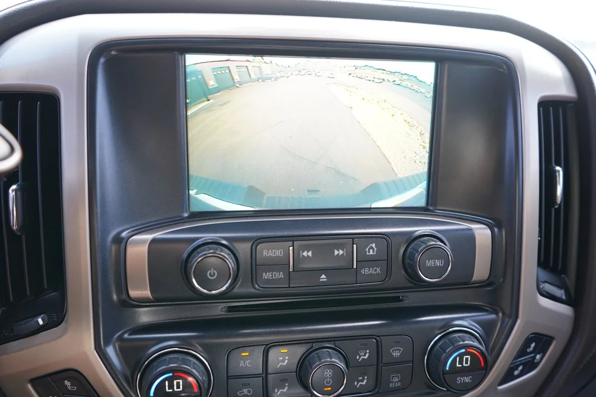 GMC Sierra photo 32