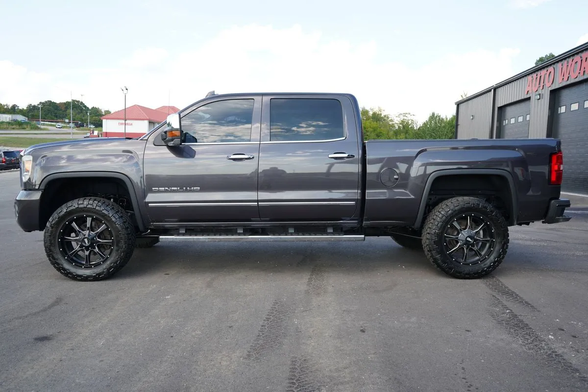 GMC Sierra photo 6