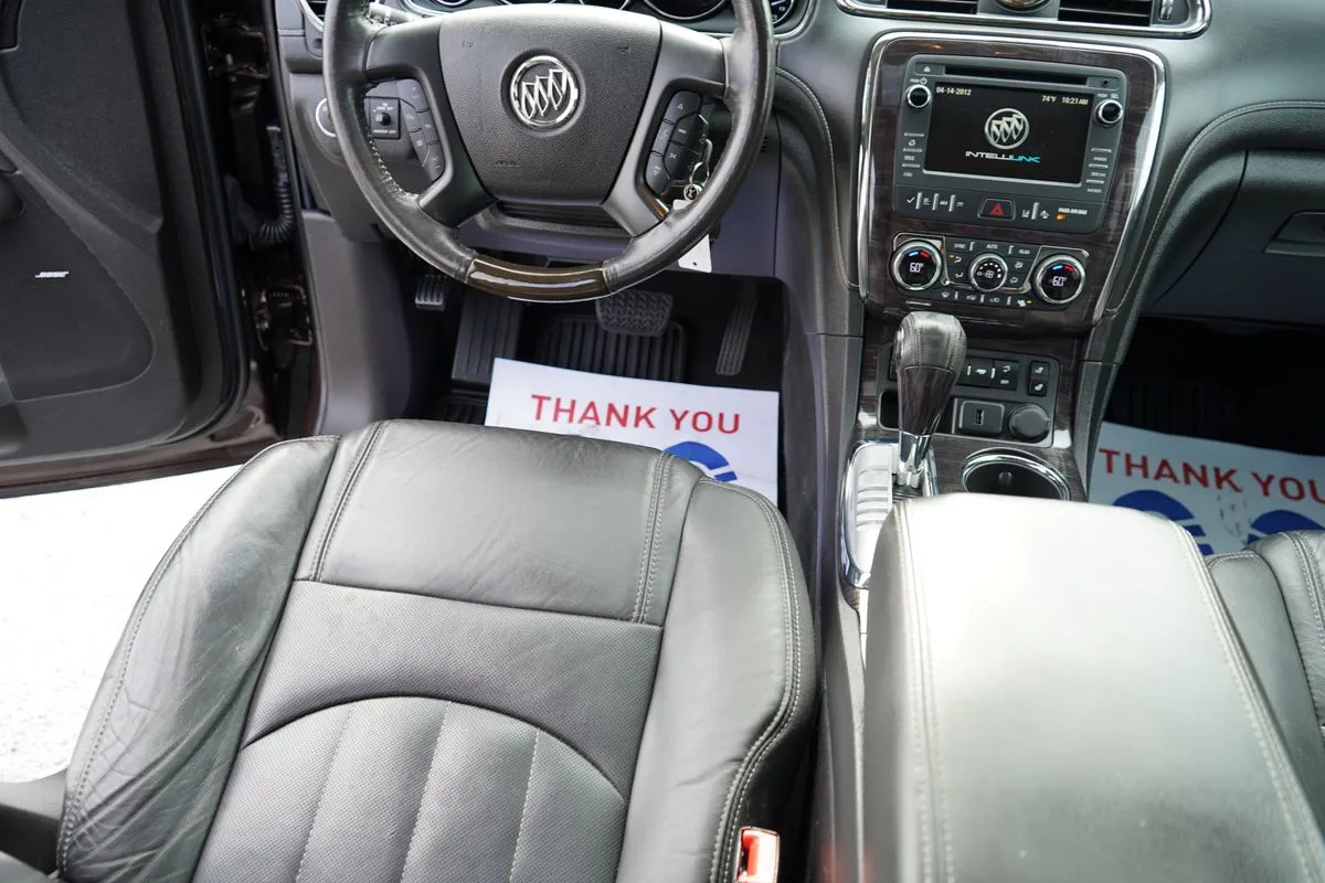 Buick Enclave photo 38