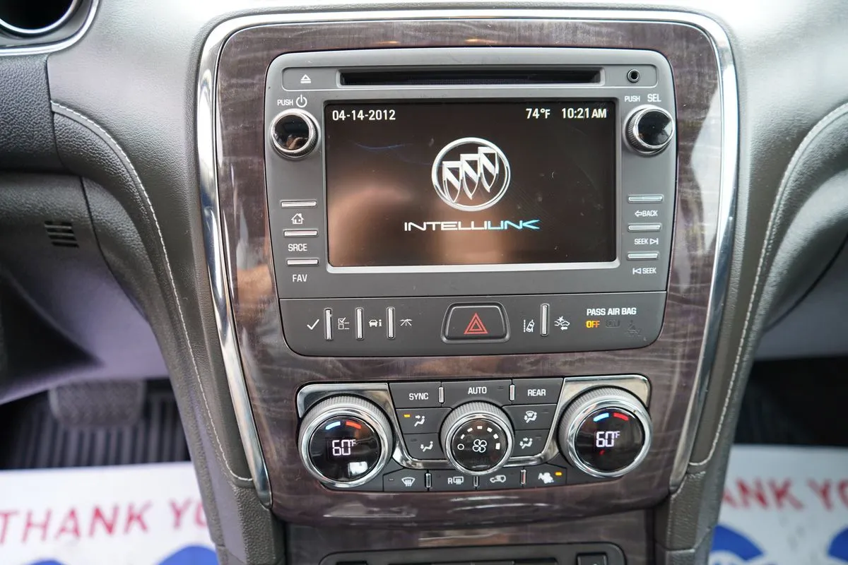Buick Enclave photo 29