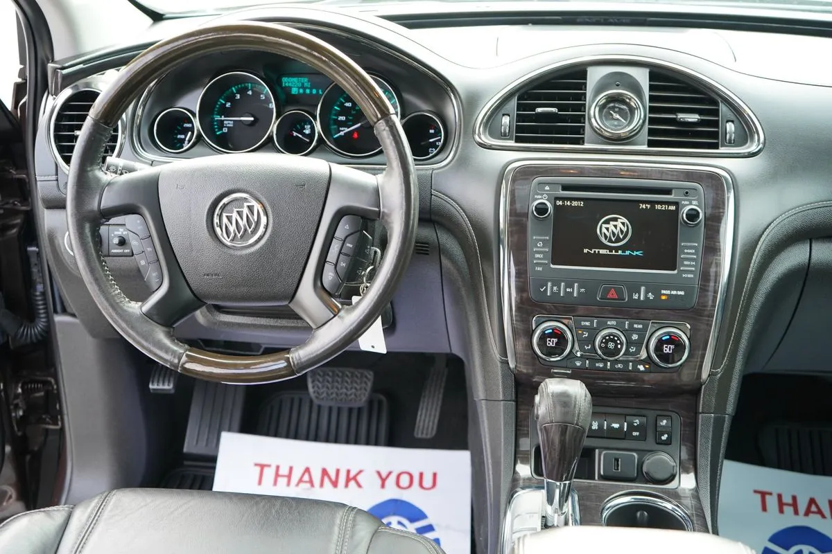 Buick Enclave photo 17