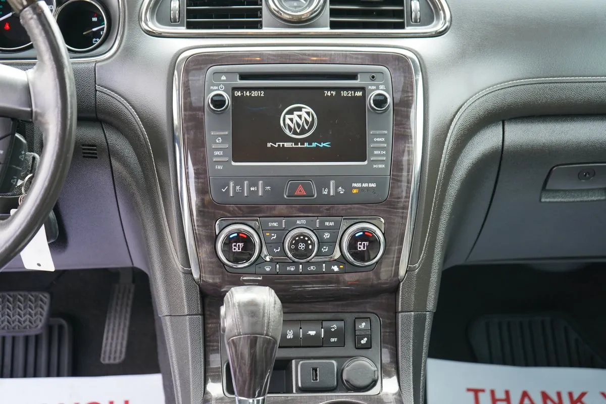 Buick Enclave photo 21