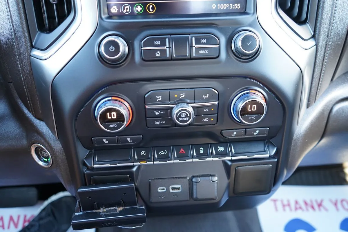 Chevrolet Silverado photo 32
