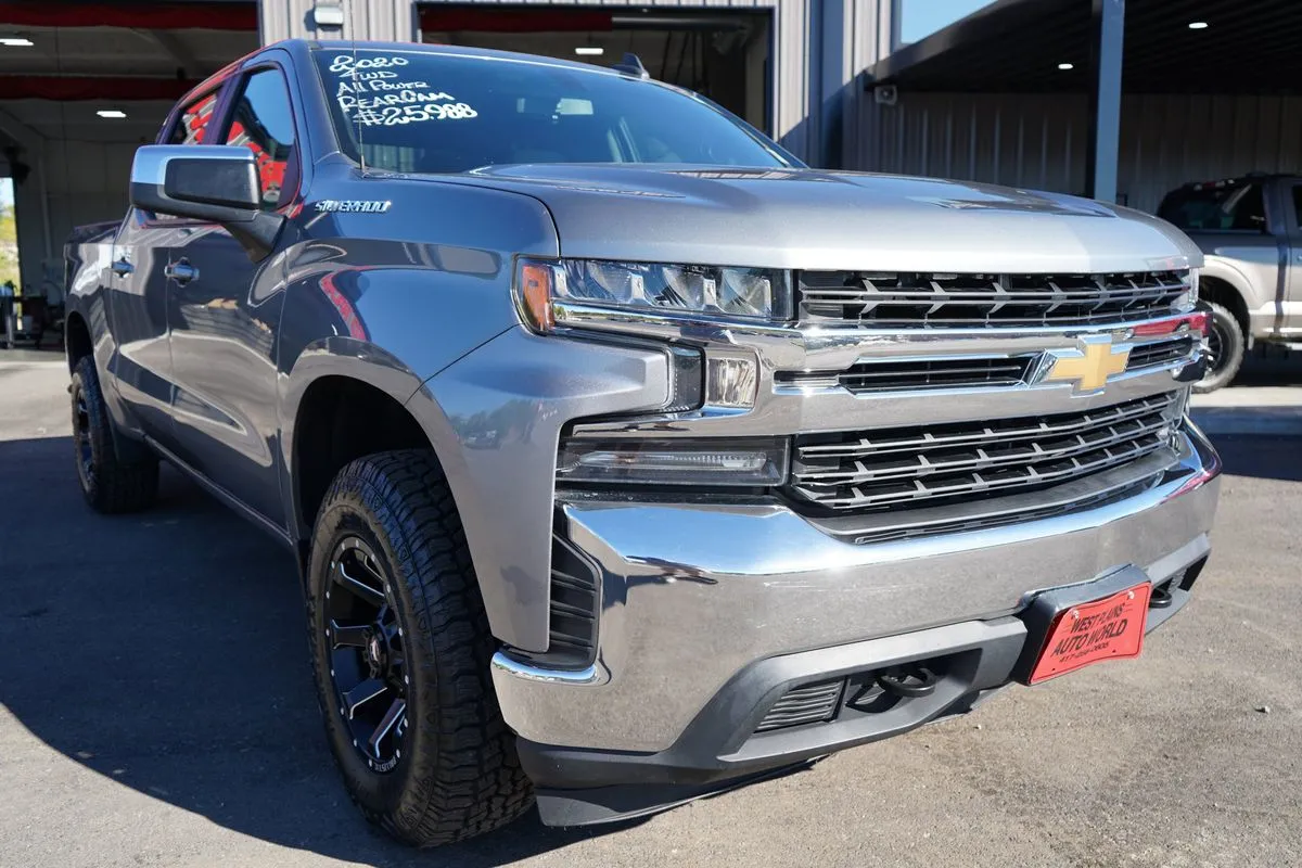 Chevrolet Silverado photo 13