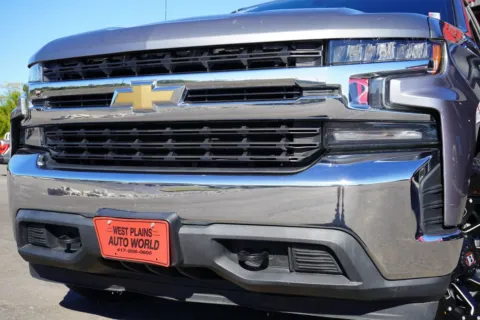 Another view of 2020 Chevrolet Silverado 1500 4WD Crew Cab Short Bed LT for sale in West Plains, MO at West Plains Auto World